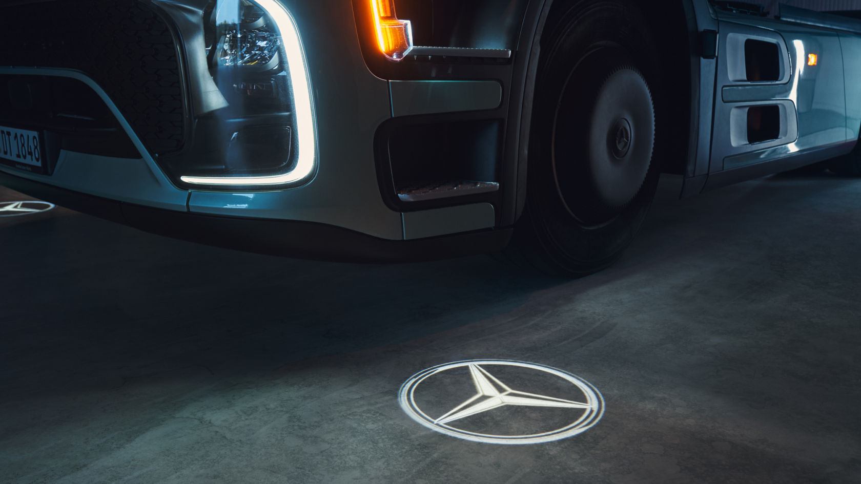 Electrics and electronics 